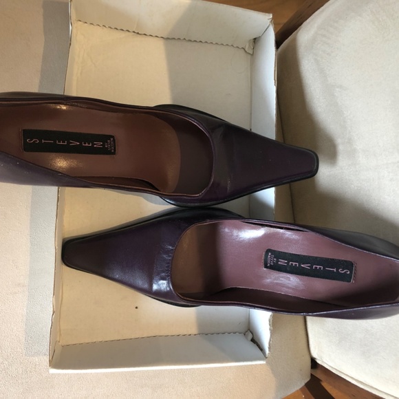 Pointed  toe - Picture 2 of 5